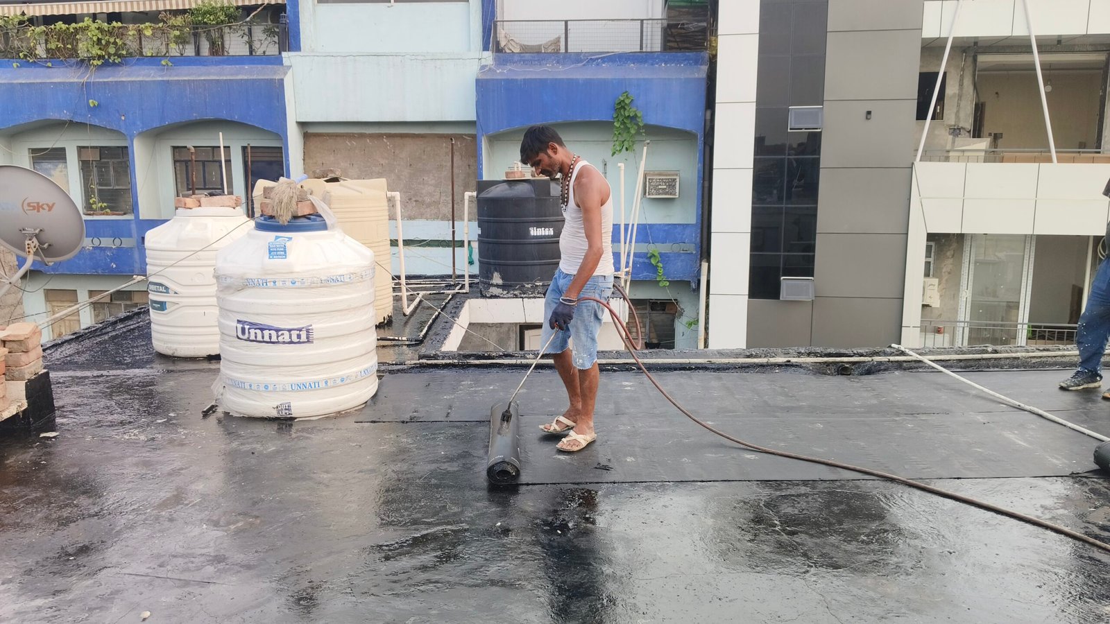 Dr. Fixit Trusted & Certified Applicator in Delhi NCR – Inotic Infra Solutions