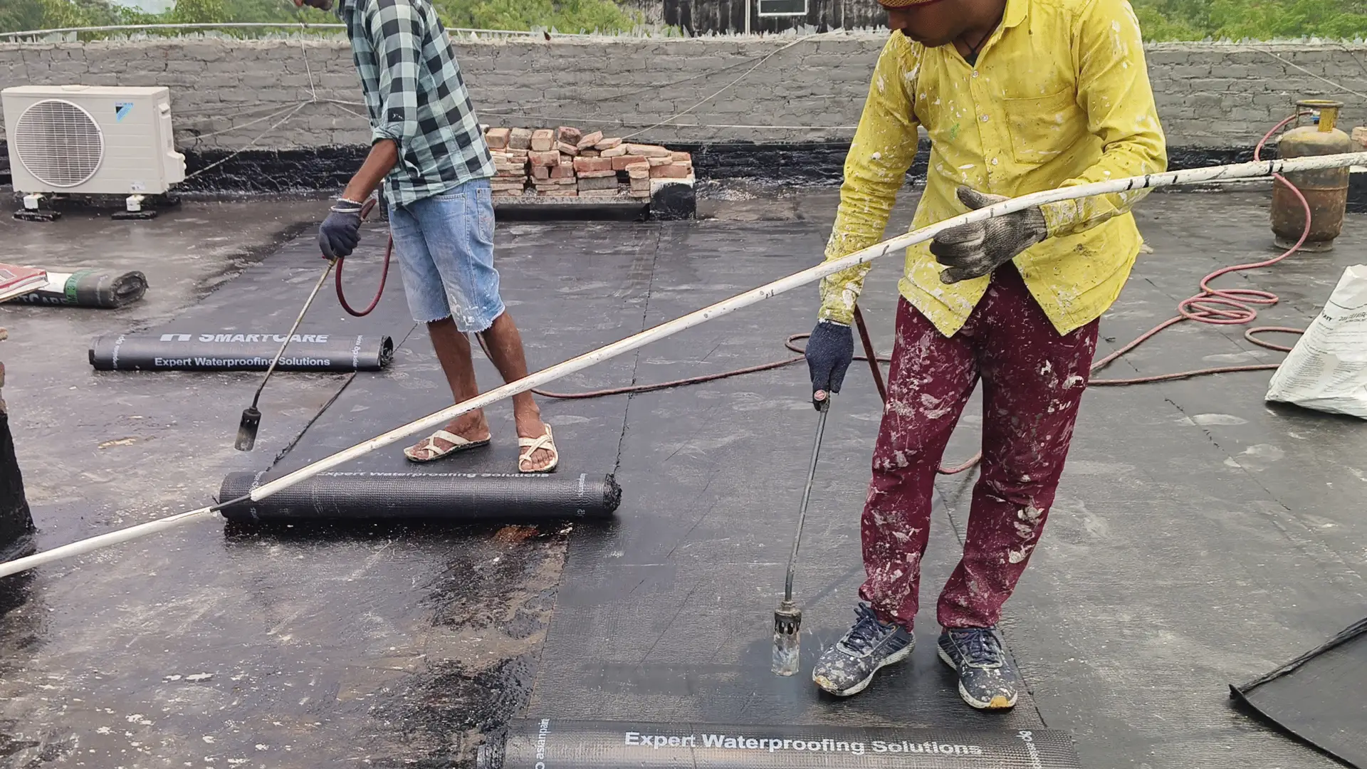 Top Room Waterproofing Solutions – Protect Walls from Damp & Leakage